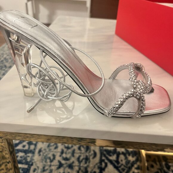 Valentino Chain Sandals - Picture 4 of 4